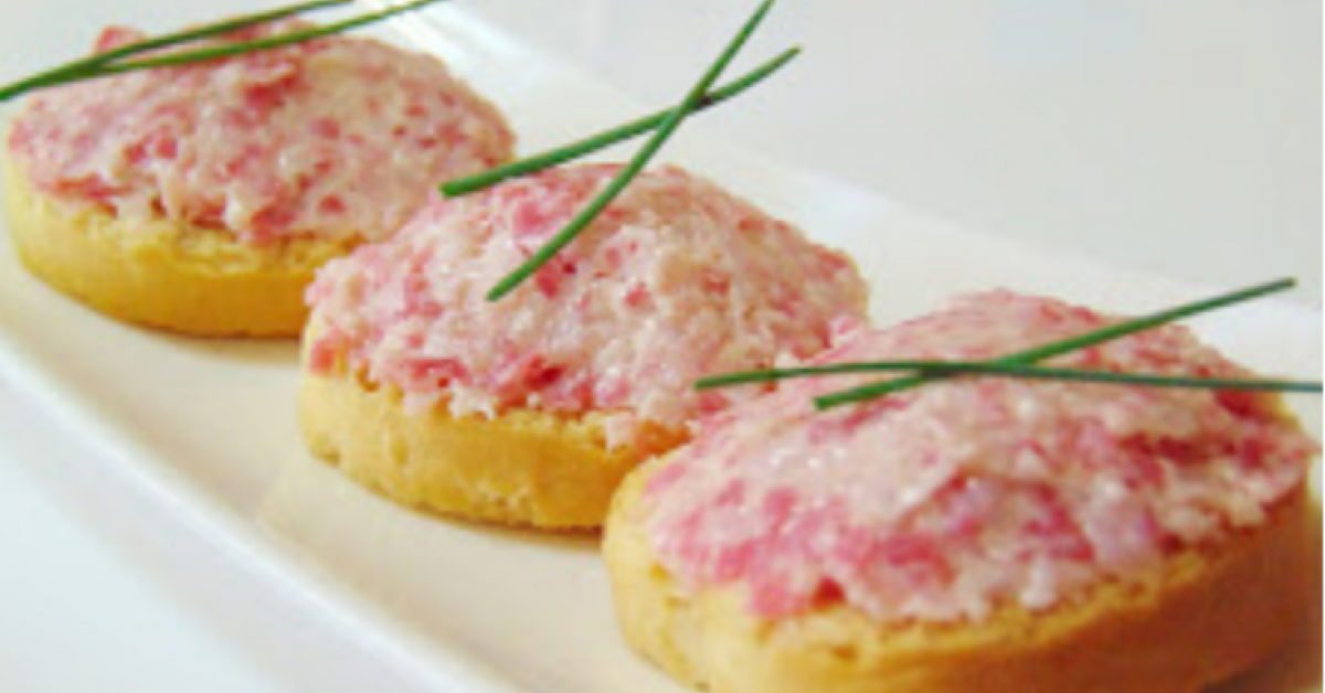 Paté de salami por jwlibrary. La receta de Thermomix ® se encuentra en